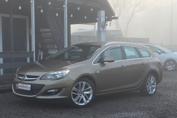 Opel Astra 1.4 T Cosmo